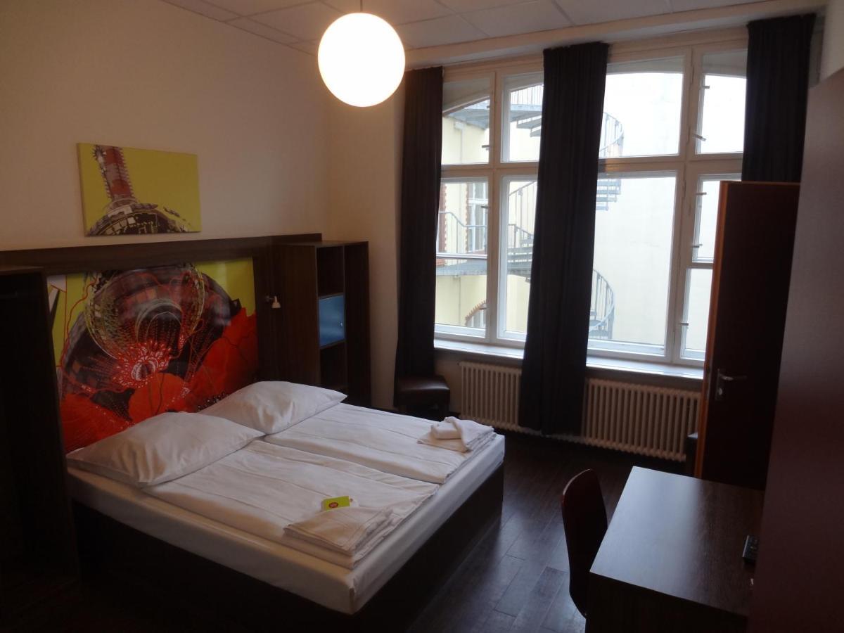 Hotel 103 Берлин Экстерьер фото